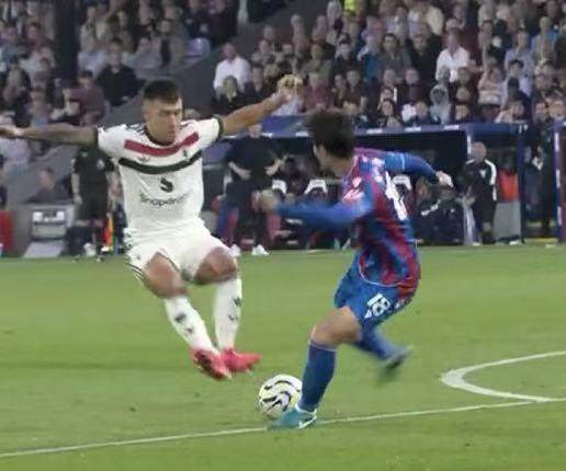 1727394043070006111.jpg dc99c26a8689e5d2e515630297550ac.jpg